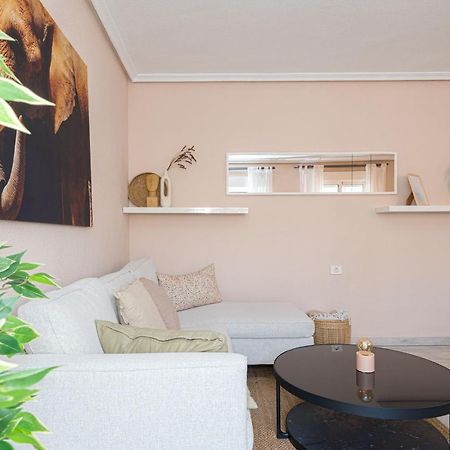 Casa Terra: Apartment 50 Meters From The Beach Τορεβιέχα Εξωτερικό φωτογραφία