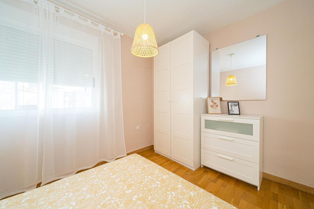 Casa Terra: Apartment 50 Meters From The Beach Τορεβιέχα Εξωτερικό φωτογραφία